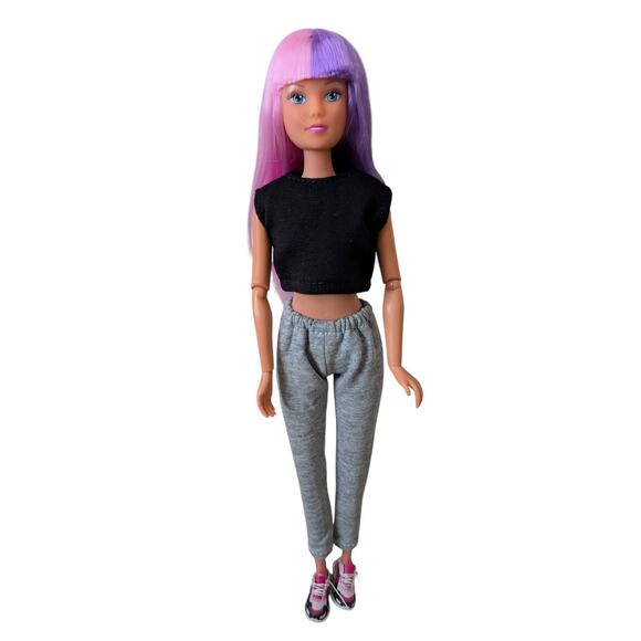 New Steffi Doll Fashion Doll Black Top Gray Sweatpants Mini Brands Sneakers - Picture 3 of 6